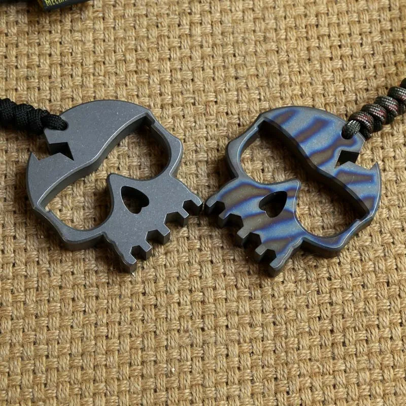 

EDC Titanium Alloy Monkey Multipurpose Tools Meteorite Crater Model Skull Designs Refers To Broken Window Keychain