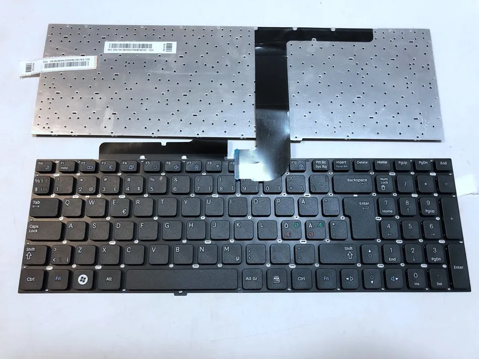 

Nordic Czech Slovak Laptop Keyboard for Samsung NP-SF511 NP SF510 RF510 RF511 QX530 RF530 SF511 SF510 ND CZ SL Layout