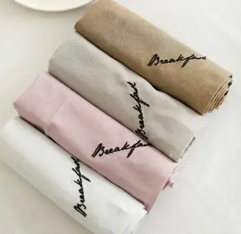 

2017 100% Cotton English Four Color Tea Towel Simple Breakfast Placemat Creative Tableware Size 40*40cm