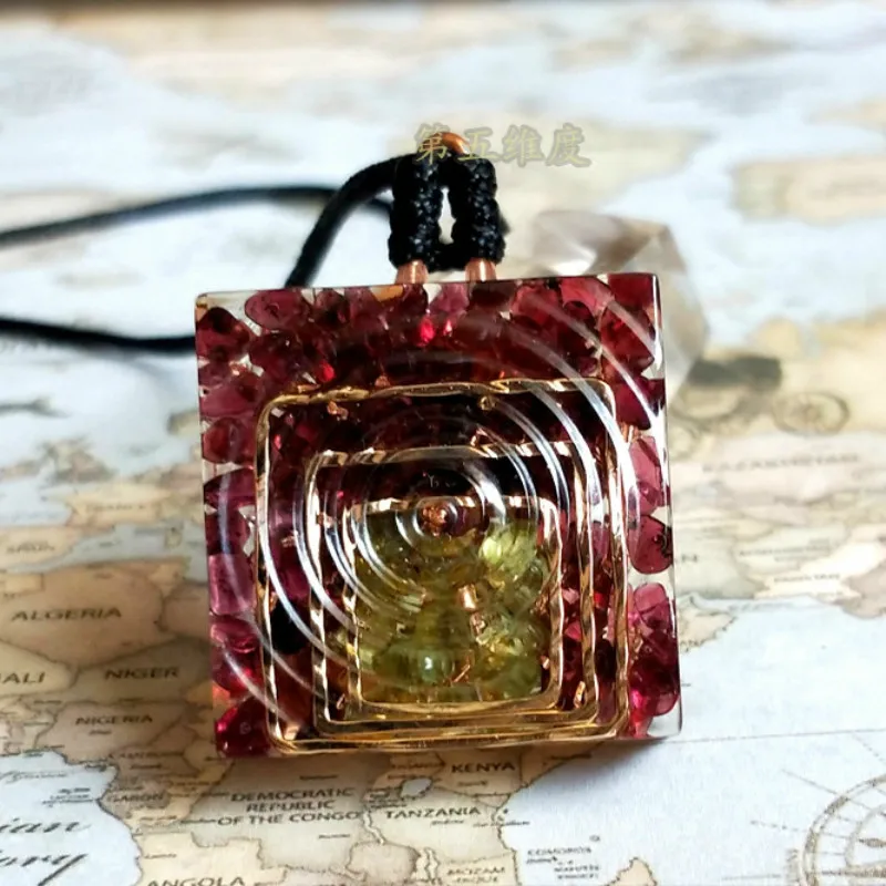 

Orgone Crystal Correct Energy Pendant Healing Women Cause Promote Fortune Popularity Transport Chakra Pendant Garnet Necklace