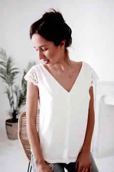 

Women Casual Top Blouse Ladies Summer Beach Lace Flower Shirt Lace Tops