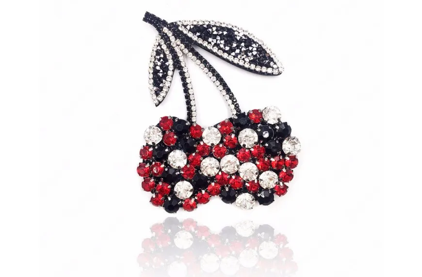 

1Pcs Rhinestone Cherry Beaded Patch for Clothing Sewing on Beading Applique Clothes Shoes Bags Decoration Patch DIY Apparel