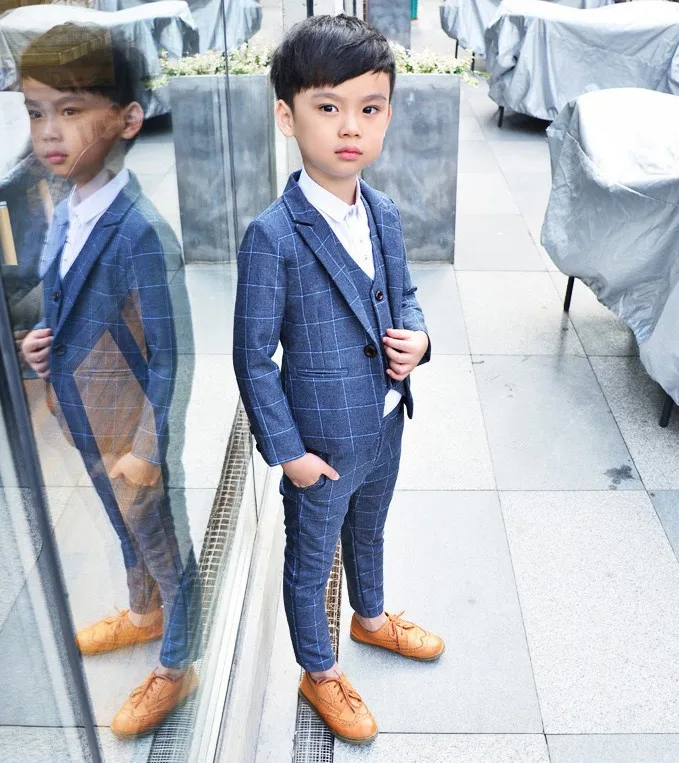 Костюм для мальчиков Детский костюм в Корейском стиле костюм из трех предметов детское платье блейзеры для мальчиков, штаны, пальто, жилет костюм для досуга, комплект