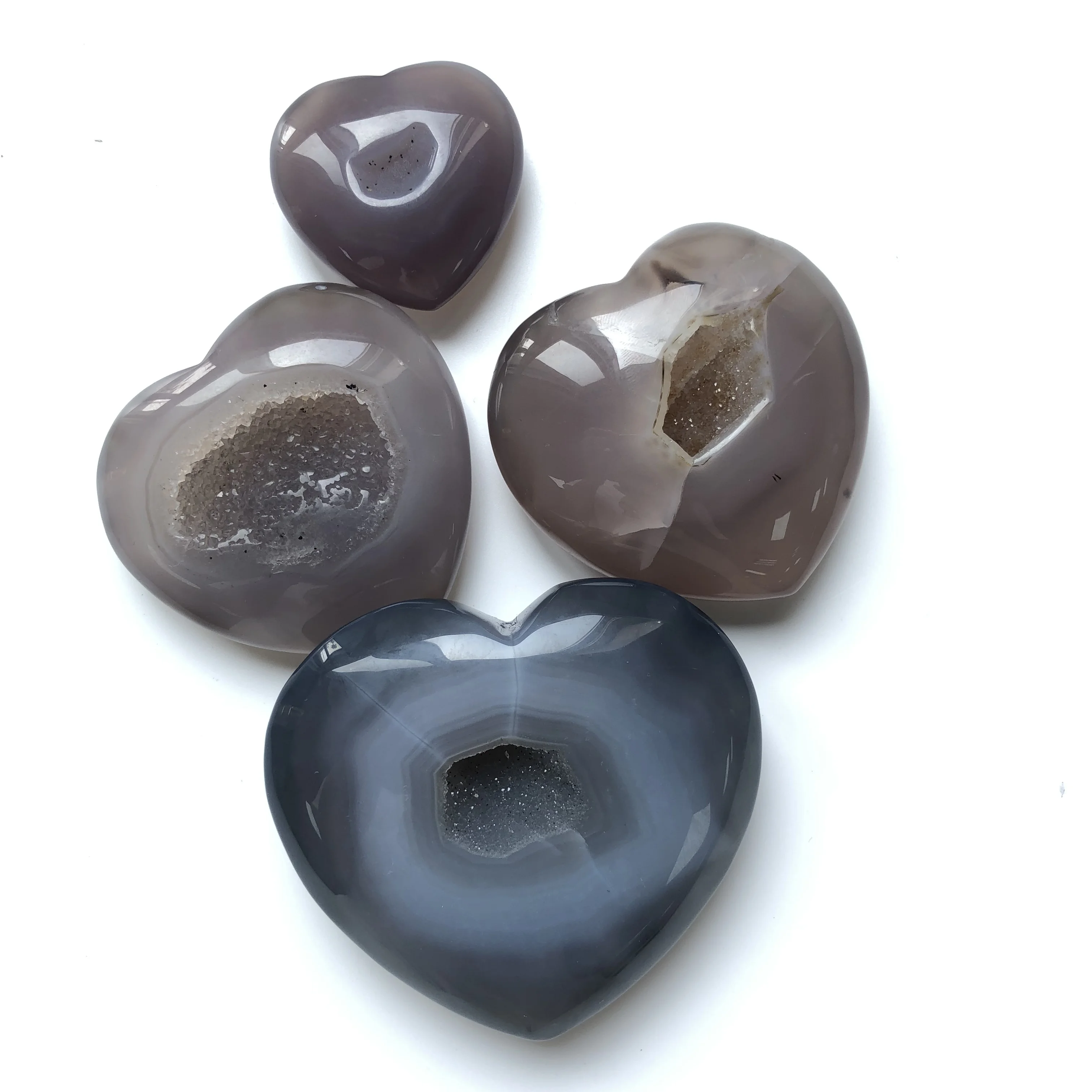 

Natural Crystal Agate Geode Heart-shaped Gemstone For Gift Or Decoration FYY