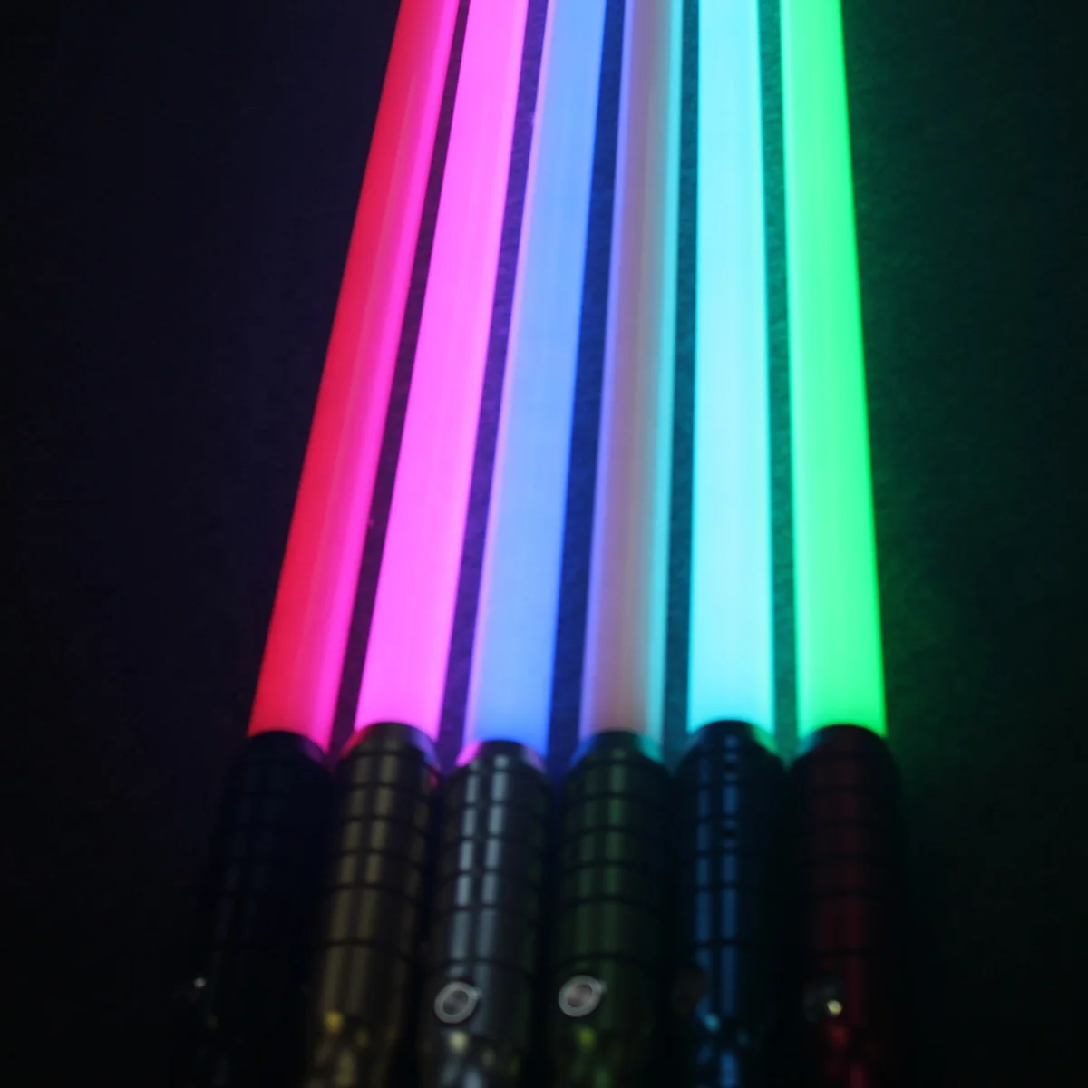 YDD SABER Hot Selling  FOC Dueling LED String Lightsaber Metal Hilt, Rechargeable Light saber for Best Gift
