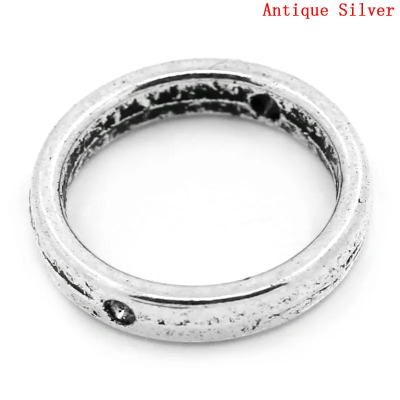 

DoreenBeads Zinc metal alloy Spacer Beads Round Antique Silver Color Plated About 19mm( 6/8") Dia, Hole:Approx 1.5mm, 5 PCs