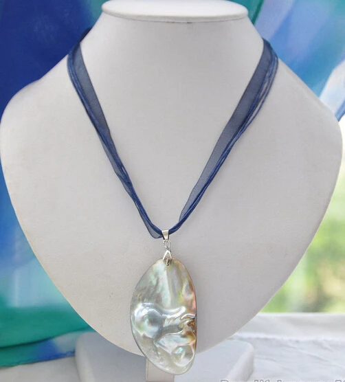 

Miss charm Jew.510 gray crescent south sea mabe PEARL blue pendant silk chain