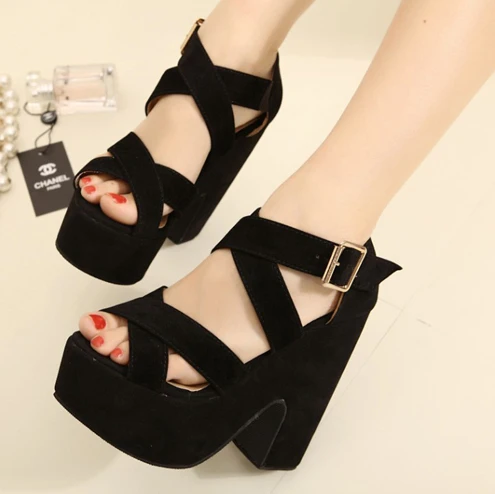 thick heel wedges