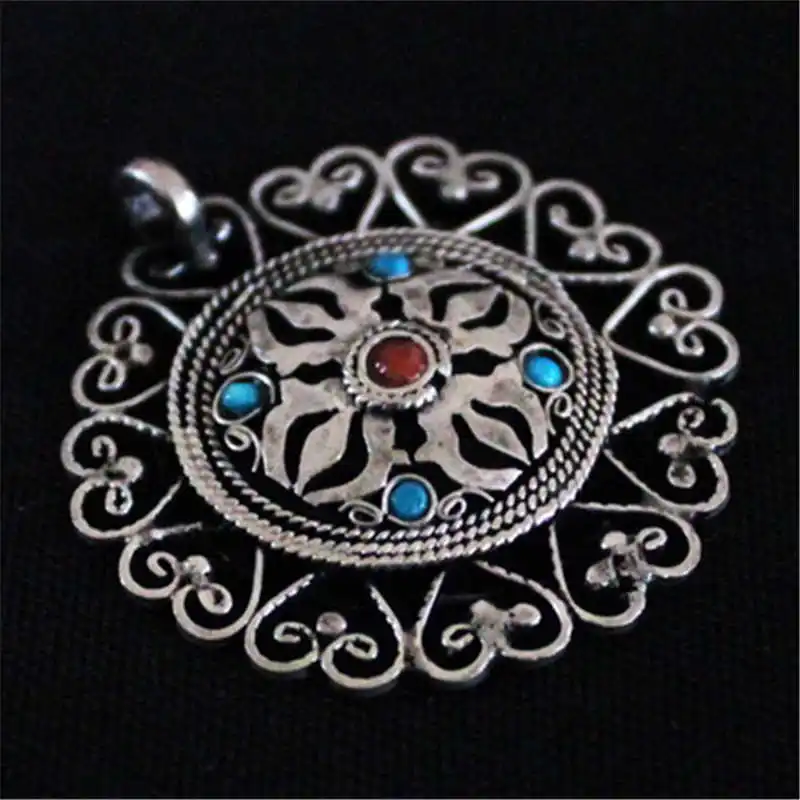 

TBP036 Tibetan Silver Dorje Amulets Pendant Nepal Vintage Handmade Jewelry