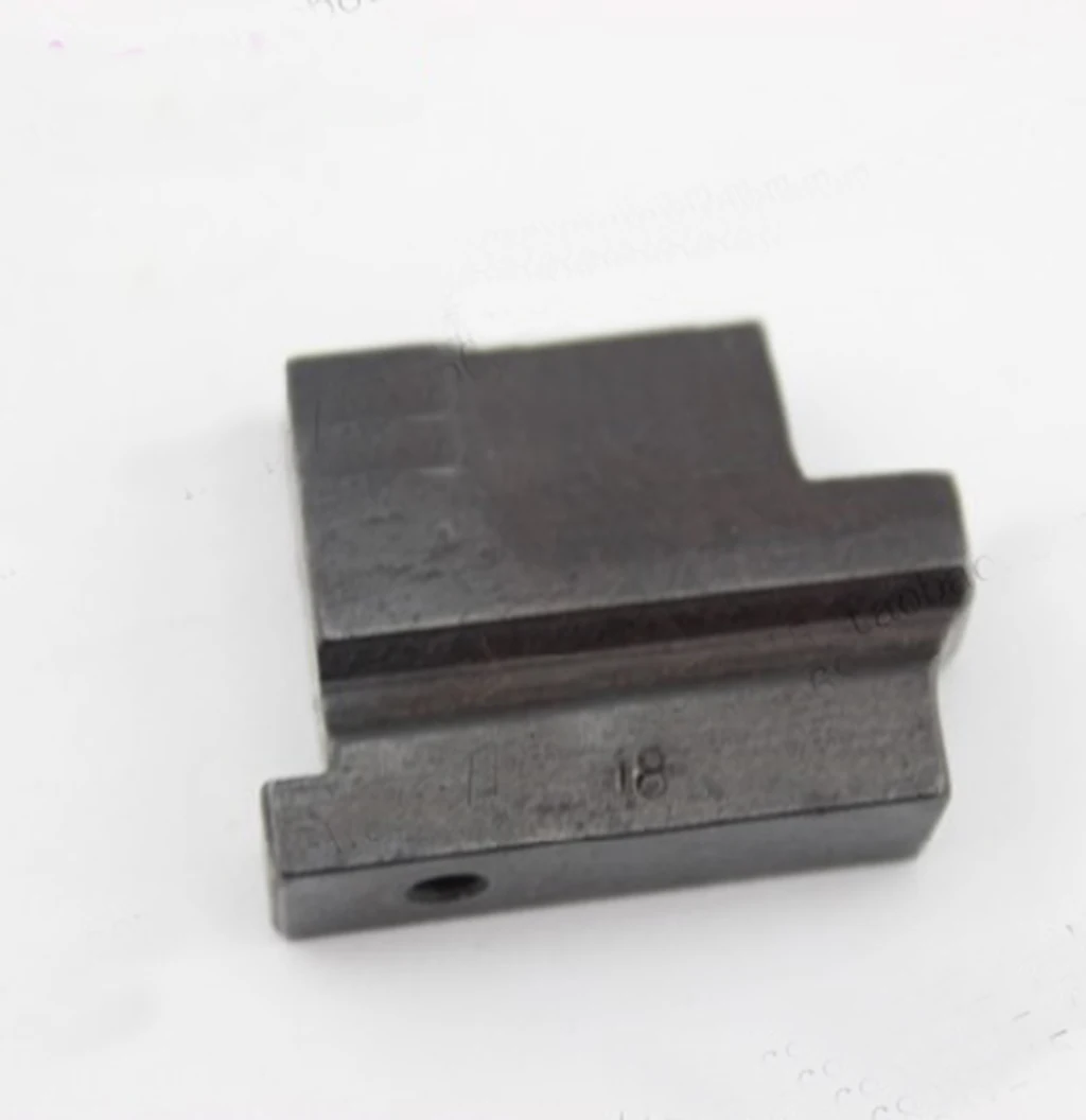 32063208 for JUKI 3200 Knife block sewing machine partsin Sewing