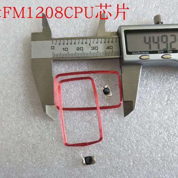 RFID высокой частоты IC FM1208/7+ 1 Совместимость M1 FM1208 сварки катушки Процессор чип 44*26 мм HF удара и антенны