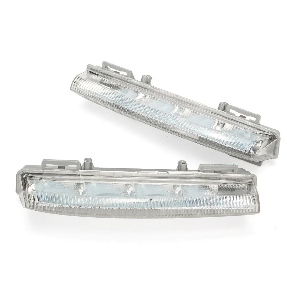 

One Pair Front DRL Fog Light L & R For Mercedes-Benz W204 W212 C250 C280 C350 E350 Daytime Running Lamp Fog Light Fog lamp