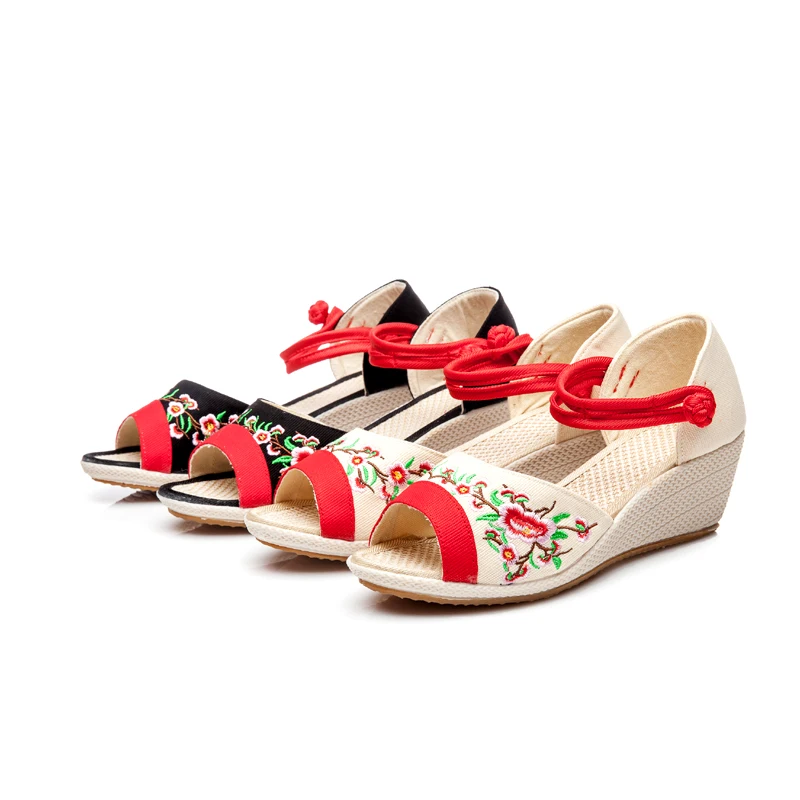 

Spring Summer Models Old Beijing Shoes Female Fish Mouth Wedge Sandals High-heeled National Wind Embroidered Retro Hanfu Shoes