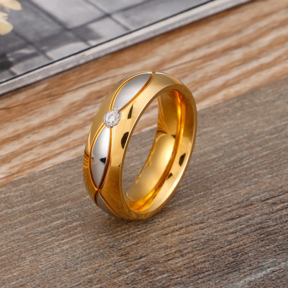 Stainless Steel Titanium Gold Romantic Couple Wedding Ring For Lovers Men Women Fashion Ring 1Pcs