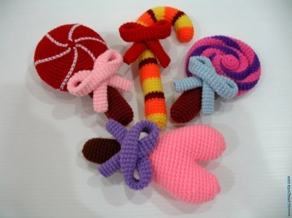 Вязаные игрушки amigurumi погремушка игрушка lillipops Номер модели w15796