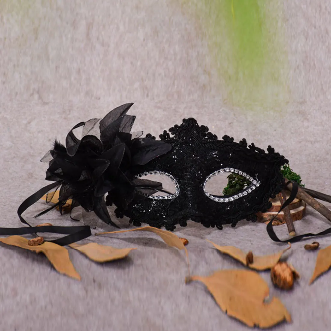 

Sexy Feather Eye Masks Lace Venetian Mask bape Masquerade Carnival Masked Ball Fancy Dress Costume Masks Halloween Costumes