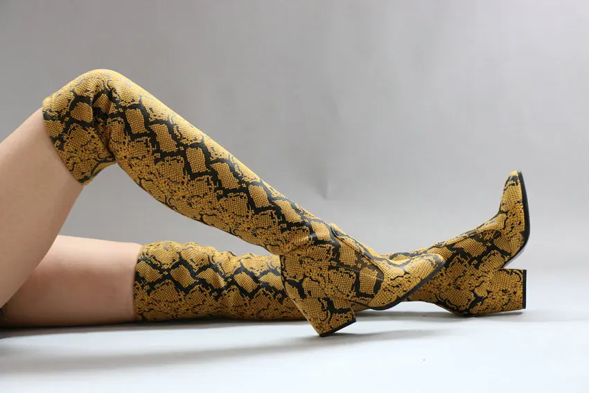 QUTAA г. Модные высокие сапоги из искусственной кожи без застежки удобные зимние женские сапоги выше колена на квадратном каблуке размеры 34-43