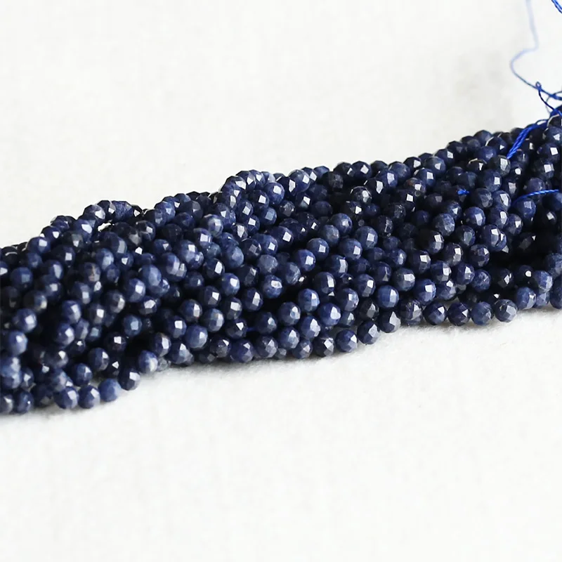 Натуральные синие сапфировые граненые круглые маленькие бусины 1" 05311