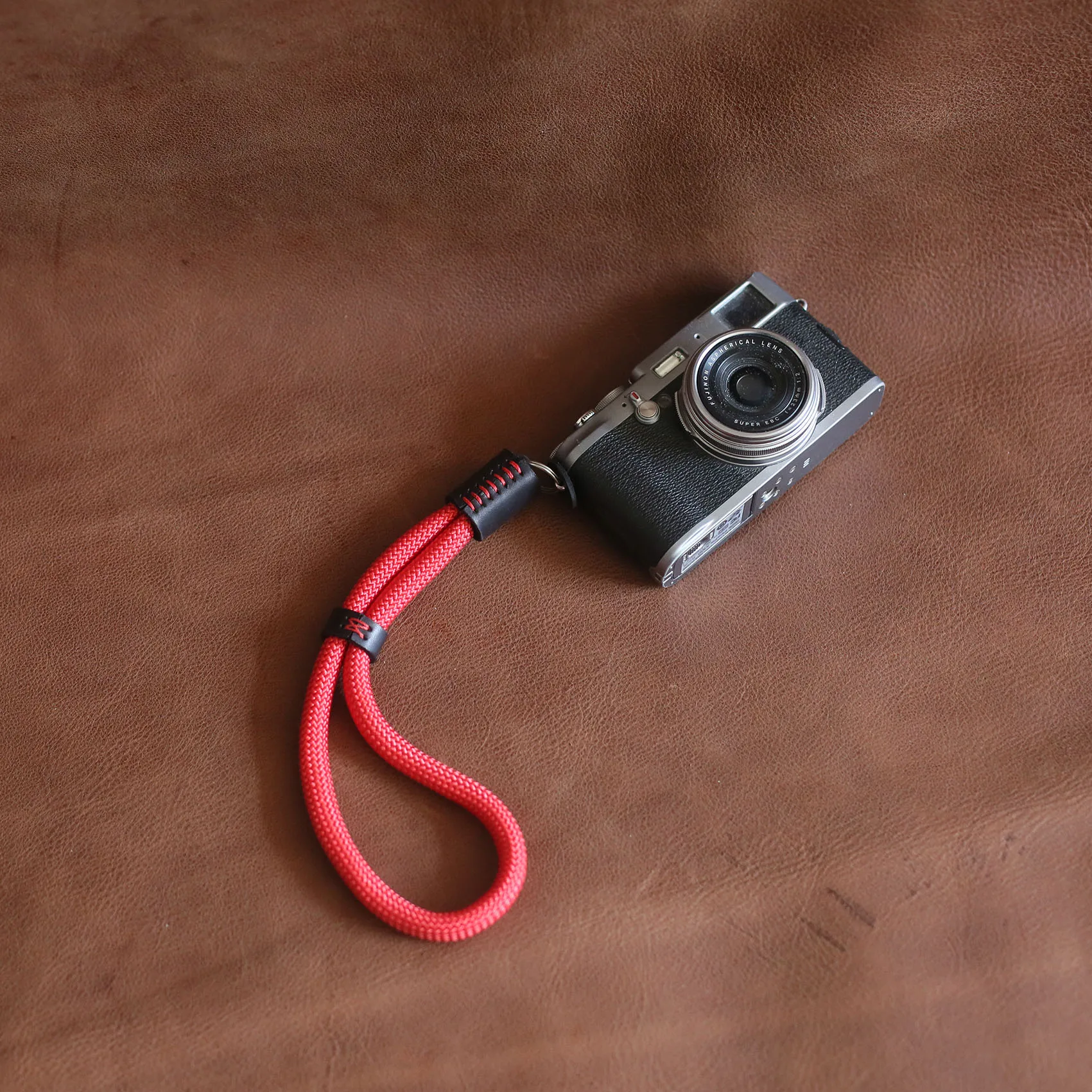 Красный мягкий альпинистский канат 10 мм ручной ремешок для камеры черный от Windmup