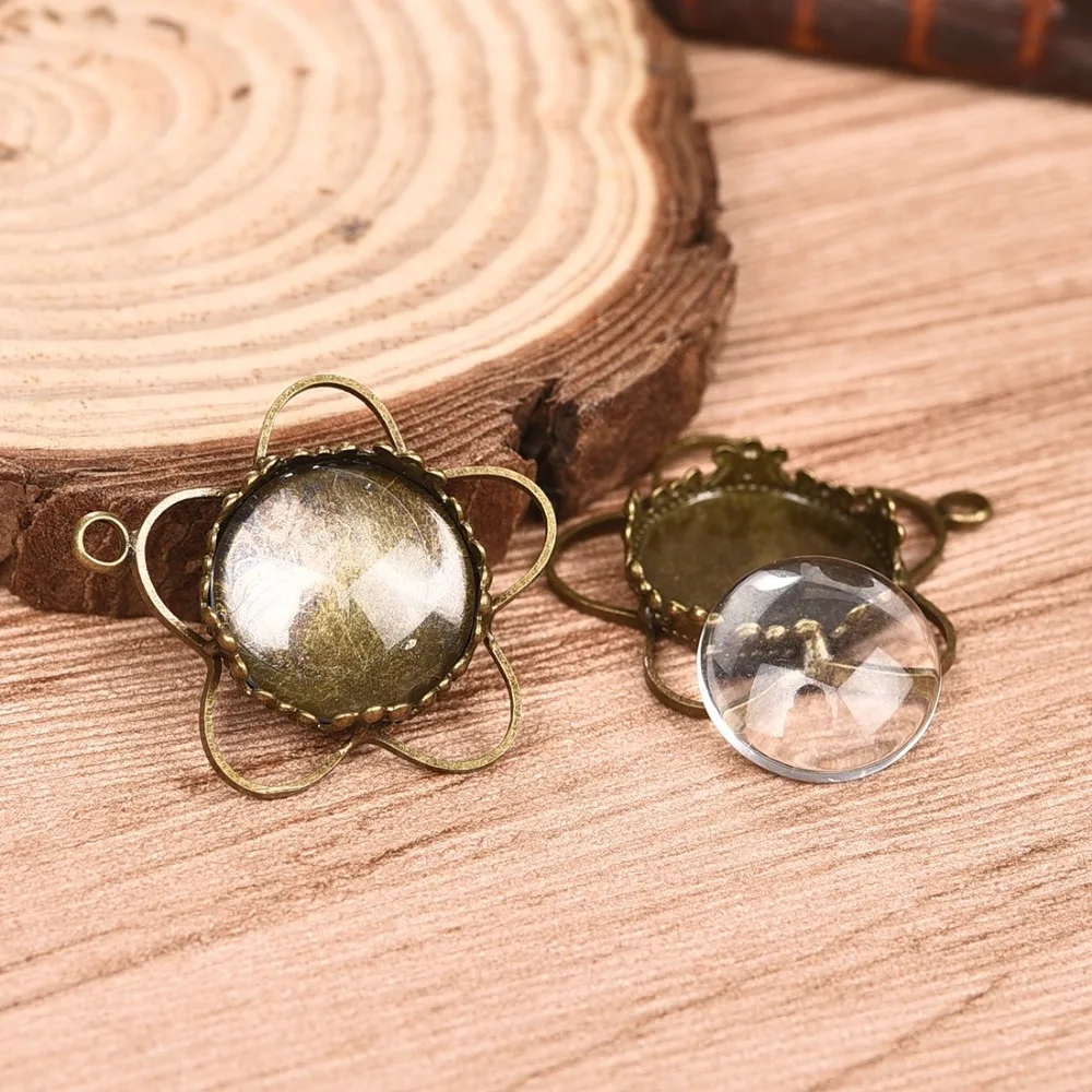 Brass Flower Pendant Cabochon Setting 15mm Flat Round Bezel Antique Bronze Plated (4)