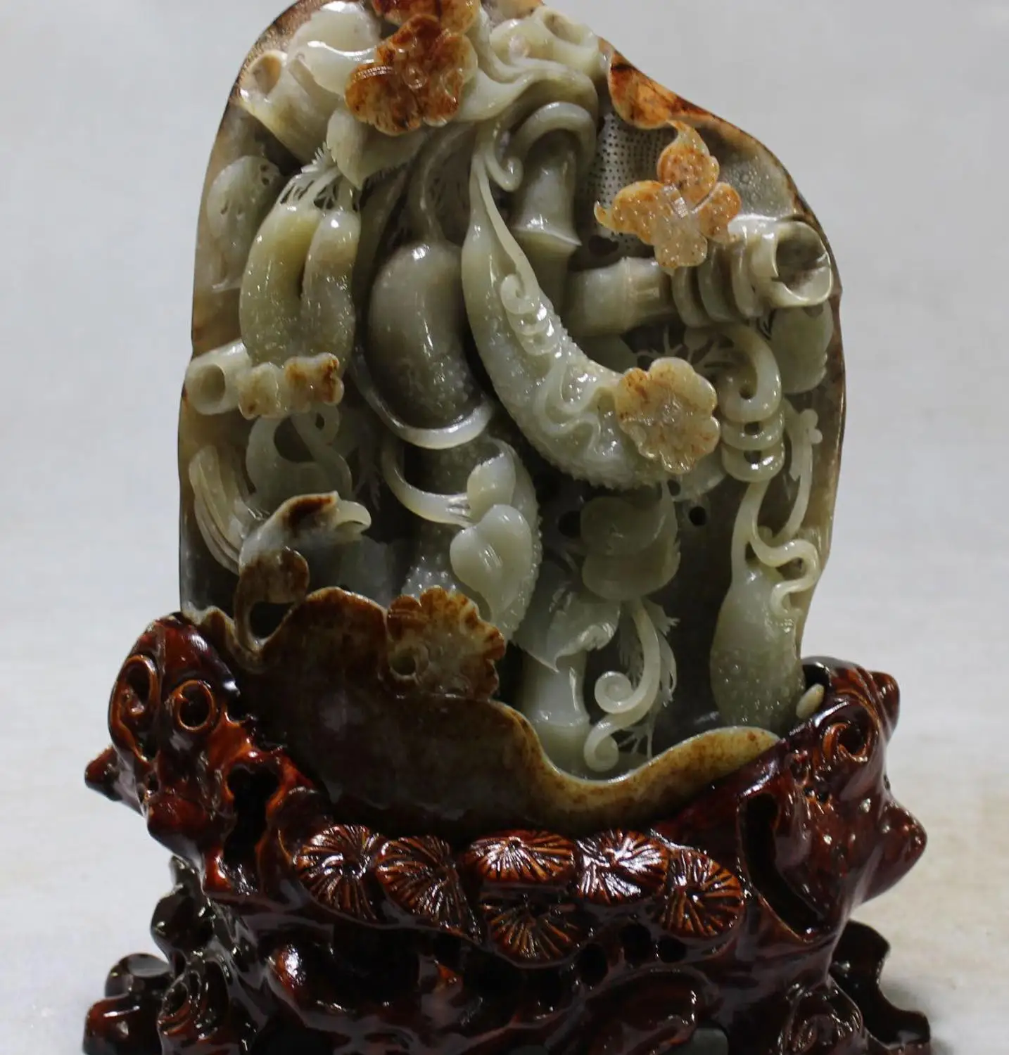 

11"Natural Hetian Jade Handwore Carving Towel Gourd Sponge Cucumber Luffa Statue