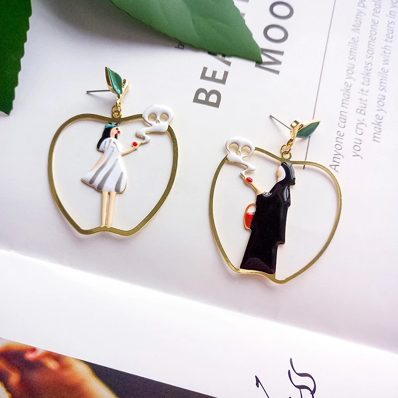 

snowwhite apple sharp princess witches queen fairy tales dangle earrings oil drip leaves asymmetrical drop earrings for women