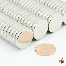 Diâmetro do disco do ímã de ndfeb. Ímãs permanentes nicuni do laboratório da terra rara do neodímio da categoria n42 de 20x3mm que chapeiam 12-200 pces
