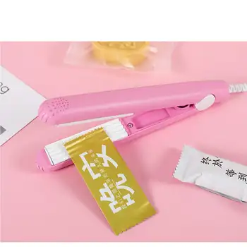 

Portable Mini Heat Bag Sealer Food Packaging Sealing Machine Plastic Bag Home Nougat Candy Vacuum Food Sealing Snack Bag DIY