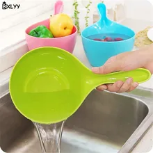 BXLYY пластиковая ложка для воды с длинной ручкой, кухонная ложка для приготовления пищи, детская ложка для ванны, кухонные аксессуары, детская лейка. 7z