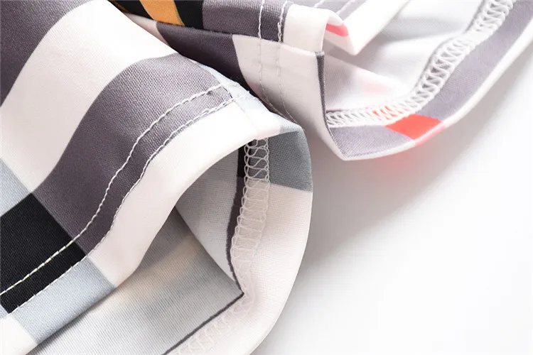 8996370464_1961664178