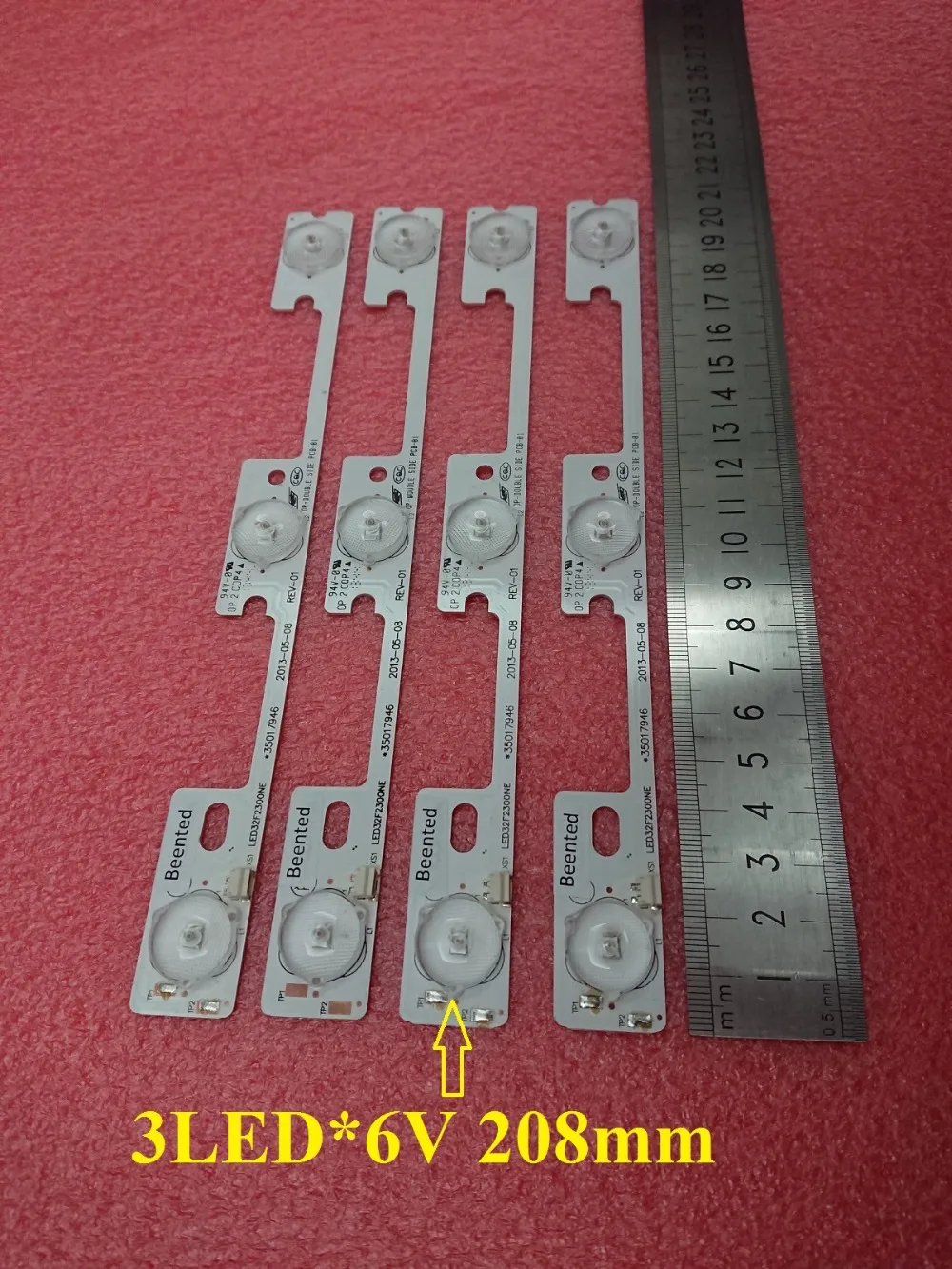 

New 2set=8 PCS 3LED 6V 208mm LED backlight strip for KONKA LED32F2300NE LED32F2300FX 35017946 35017947