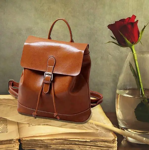 Famous Designed 2017 Vintage Shoulder Bags New Brand Preppy Style Women Backpacks Solid Simple Genuine Leather
