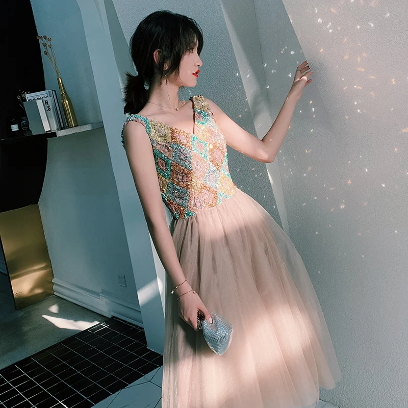 wei yin 2019 New Formal Evening Dresses Long Women Elegant Khaki V neck Sleeveless Empire Evening Dresses Robe De Soiree WY1715 wei yin 2019 New Formal Evening Dresses Long Women Elegant Khaki V neck Sleeveless Empire Evening Dresses Robe De Soiree WY1715