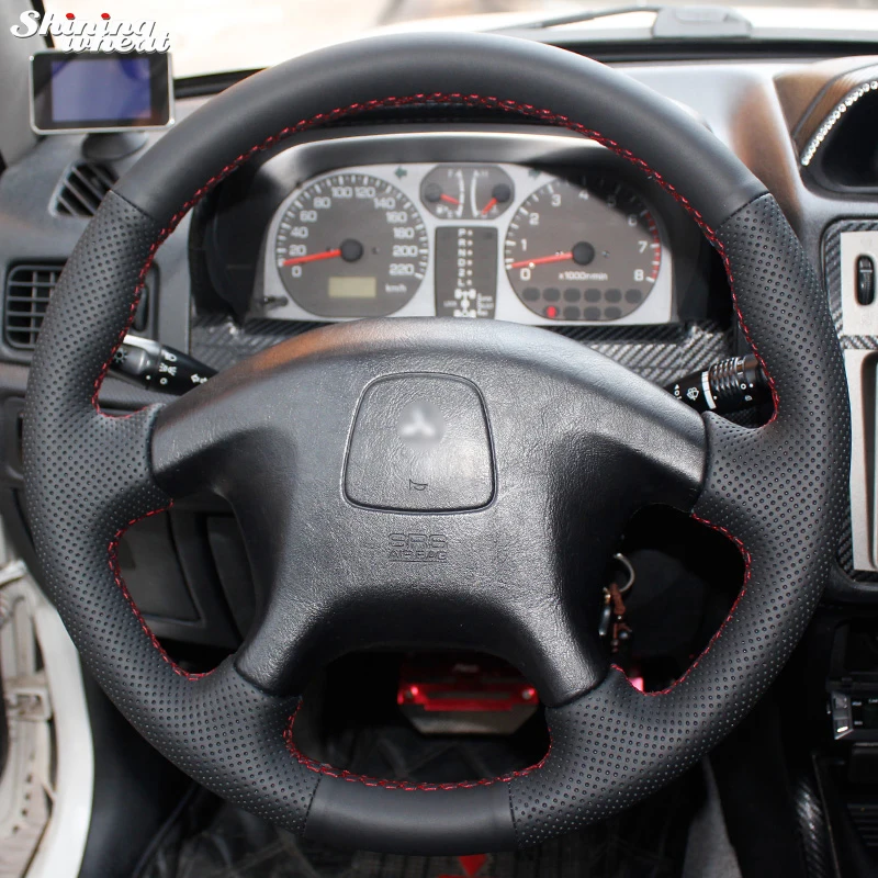 Shining wheat Hand stitched Black Leather Steering Wheel Cover for