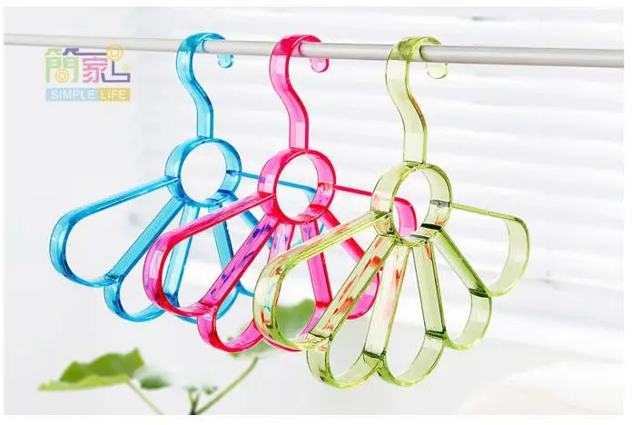 Sainwin 1pcs petals shape silk scarves aircraft scarf Multi-functional tie belts hanger underwear rack 3 color