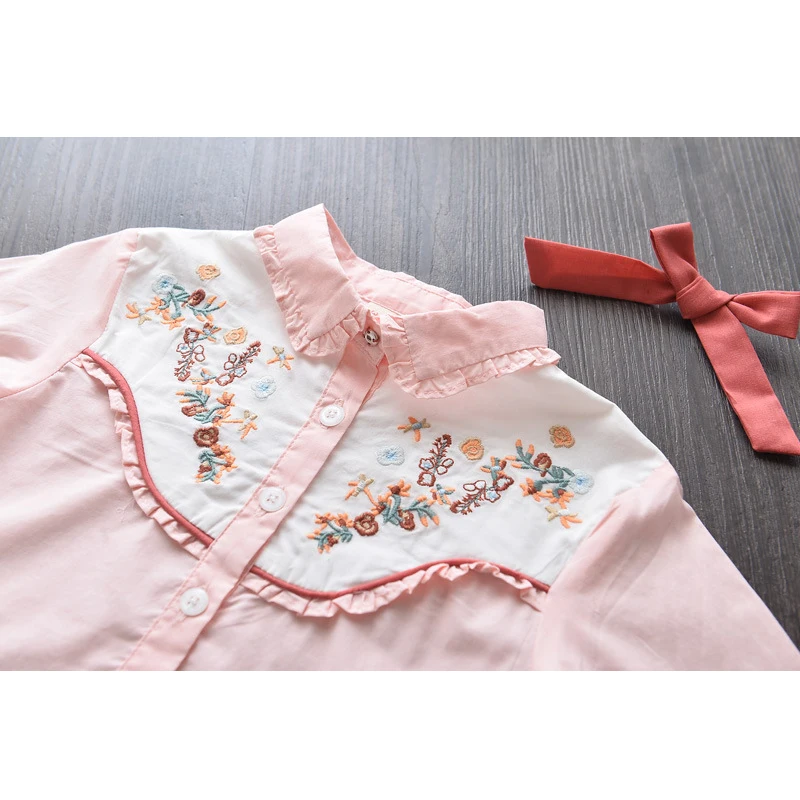 Любовь DD& мм рубашки для девочек Весна Новые детские одежда для отдыха для девочек милое кружевное платье с вышивкой с галстуком-бабочкой и длинными рукавами Удобная рубашка