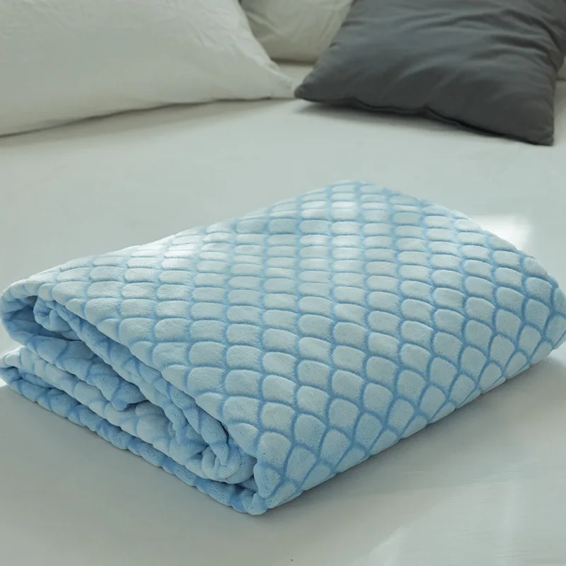 

Solid Color Pattern Blanket Flannel Aircraft Sofa Use Office Children Towel Travel Fleece Mesh Portable Car Travel Cover Blanket