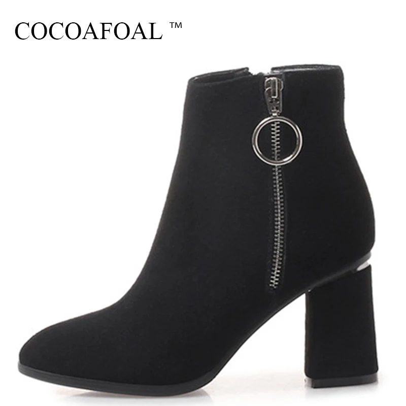 

COCOAFOAL Woman Genuine Leather Chelsea Boots Plus Size 41 Winter High Heeled Boots Fashion Black Metal Decoration Martin Boots
