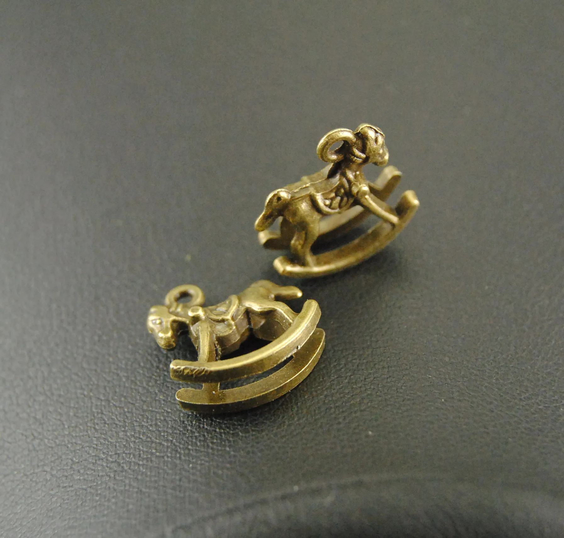 

50 pcs Antique Bronze Rocking Horse Charms Zinc Alloy Animal Charms diy jewelry accessories 17x16mm A544