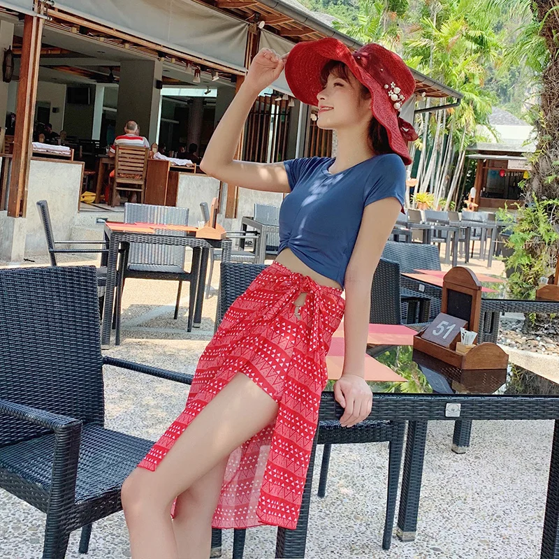 

Sexy red cover-ups 2019 New Short sleeve Solid Bikini Swimwear High waist Three-piece Swimsuit Beach Women bathing suits