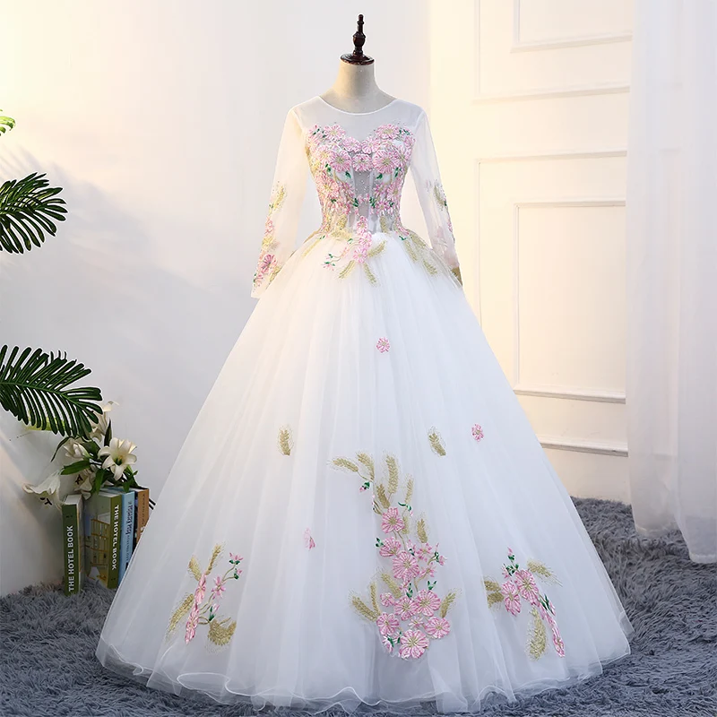 

Hot 100% Real Cosplay White Lovely Embroidery Ball Gown Medieval Dress Renaissance Gown Queen Victorian Belle Ball Gown