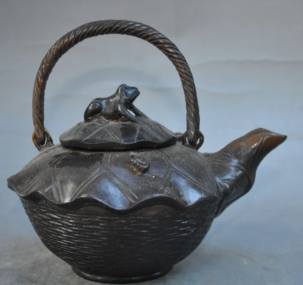 

S1159 7" marked china chinese bronze frog lotus leaves statue Wine Tea Pot Flagon jar