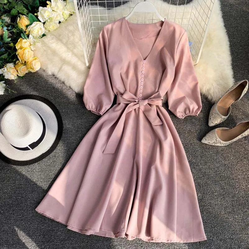 Elegant Women Summer V-neck Lantern Sleeve Bandage Strap Sashes Button Dress New Vintage A-line Slim High Waist Party Midi Dress - Цвет: Розовый