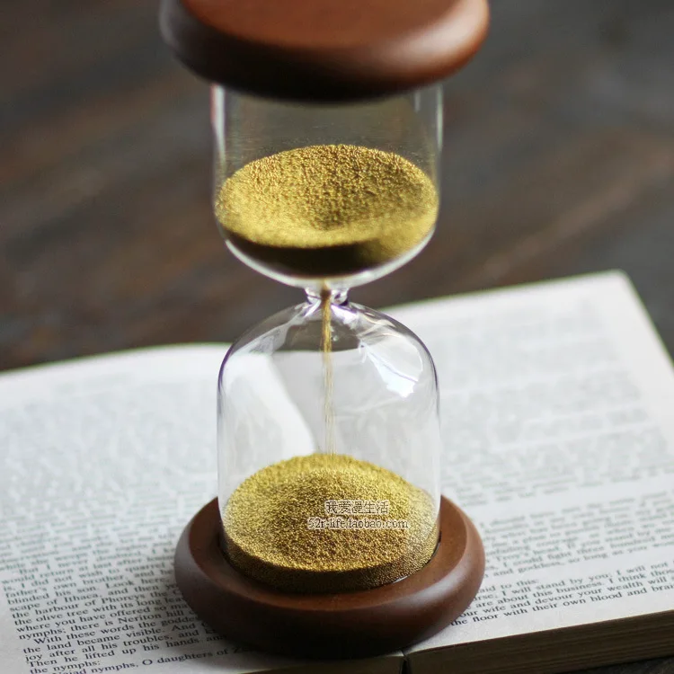 Европейский творческий дом Золотые песочные часы деревянное сиденье 2 минуты таймер бизнес креативный подарок песочные часы таймер украшение дома