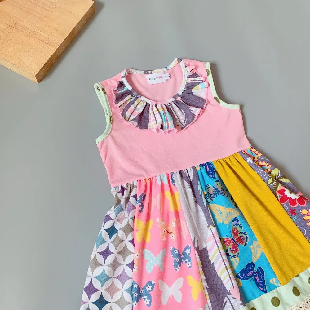 Платье для маленьких девочек розовое платье с сердечками для малышей Красочные платья летние платья на бретелях длинное детское платье