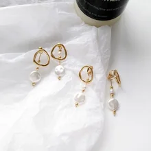 Korean Sweet Girl Trend Simple Irregular Geometric Shape Clip Earrings Women Fashion Imitation Pearl Accessories Jewelry Korean Sweet Girl Trend Simple Irregular Geometric Shape Clip Earrings Women Fashion Imitation Pearl Accessories Jewelry