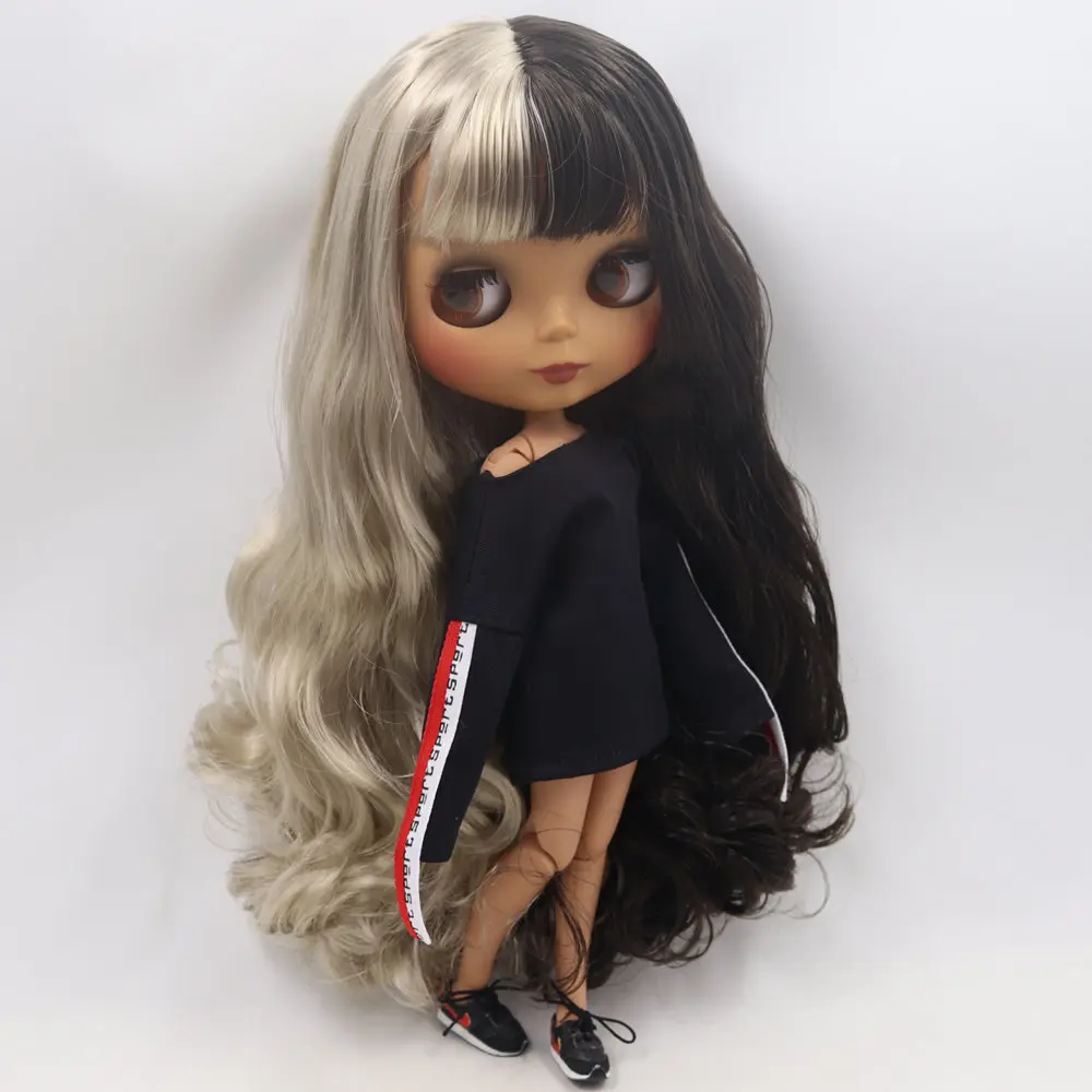 Кукла Blyth No.BL950/8800 Black mix с серебристыми волосами шарнирным телом черной кожей и