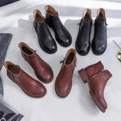 

2018 autumn and winter boots women's new boots women's bare boots retro Martin