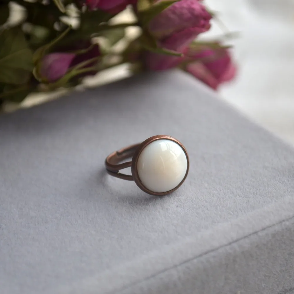 

Shell Natural Stone Birthstone Solitaire Resizable Copper Wedding Rings For Women Jewelry Boho Vintage Ladies Bohemian Handmade