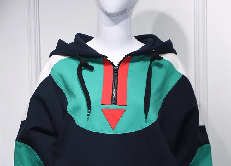 Micro Blog with Matching Color Loose Long Sleeve Pullover Hooded Vests with Irregular Check Pattern Fashion Sweatshirt Women Micro Blog with Matching Color Loose Long Sleeve Pullover Hooded Vests with Irregular Check Pattern Fashion Sweatshirt Women